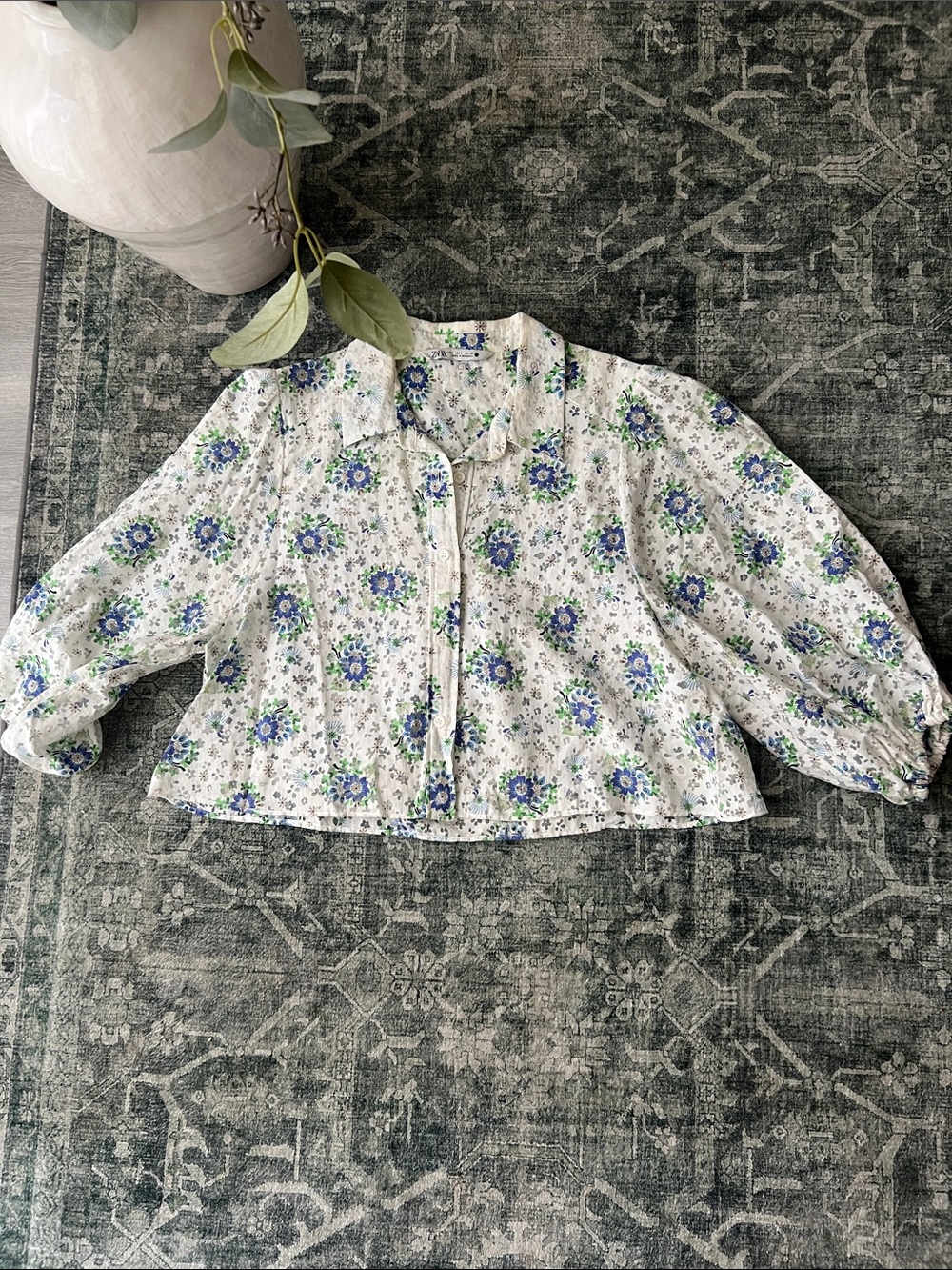 Zara White Button-Front Floral Blouse with Blue & Green Blooms
